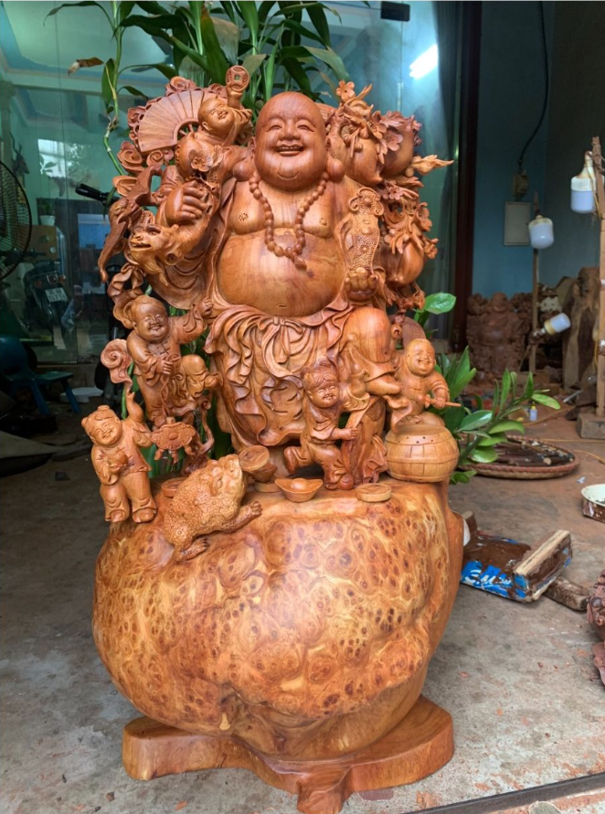 Tượng gỗ Di Lặc Gỗ Nu Hương.png